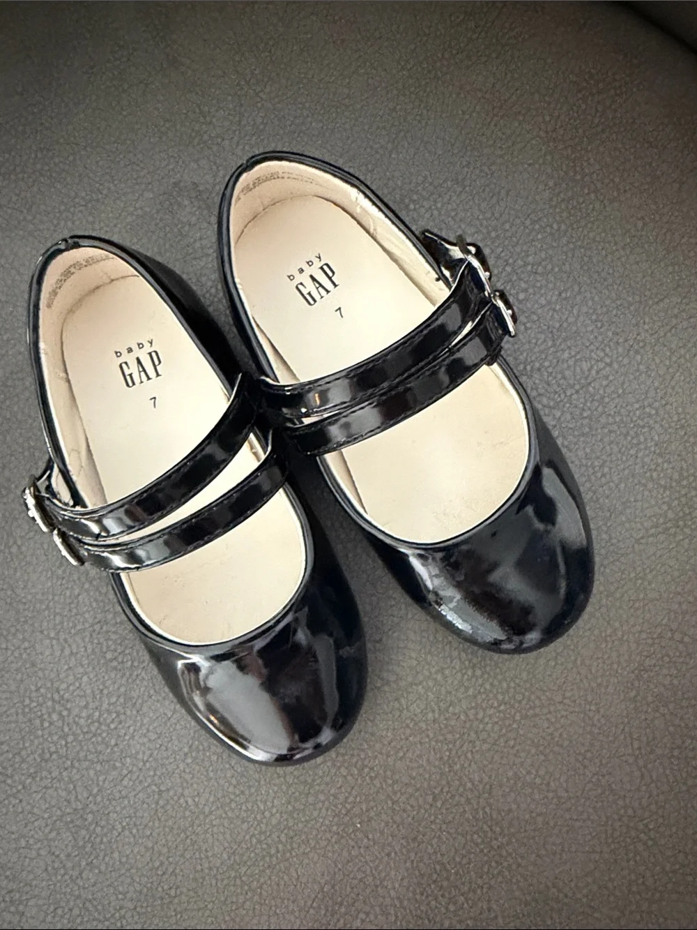 GAP Black Patent Mary Jane Dress Shoes for Kids